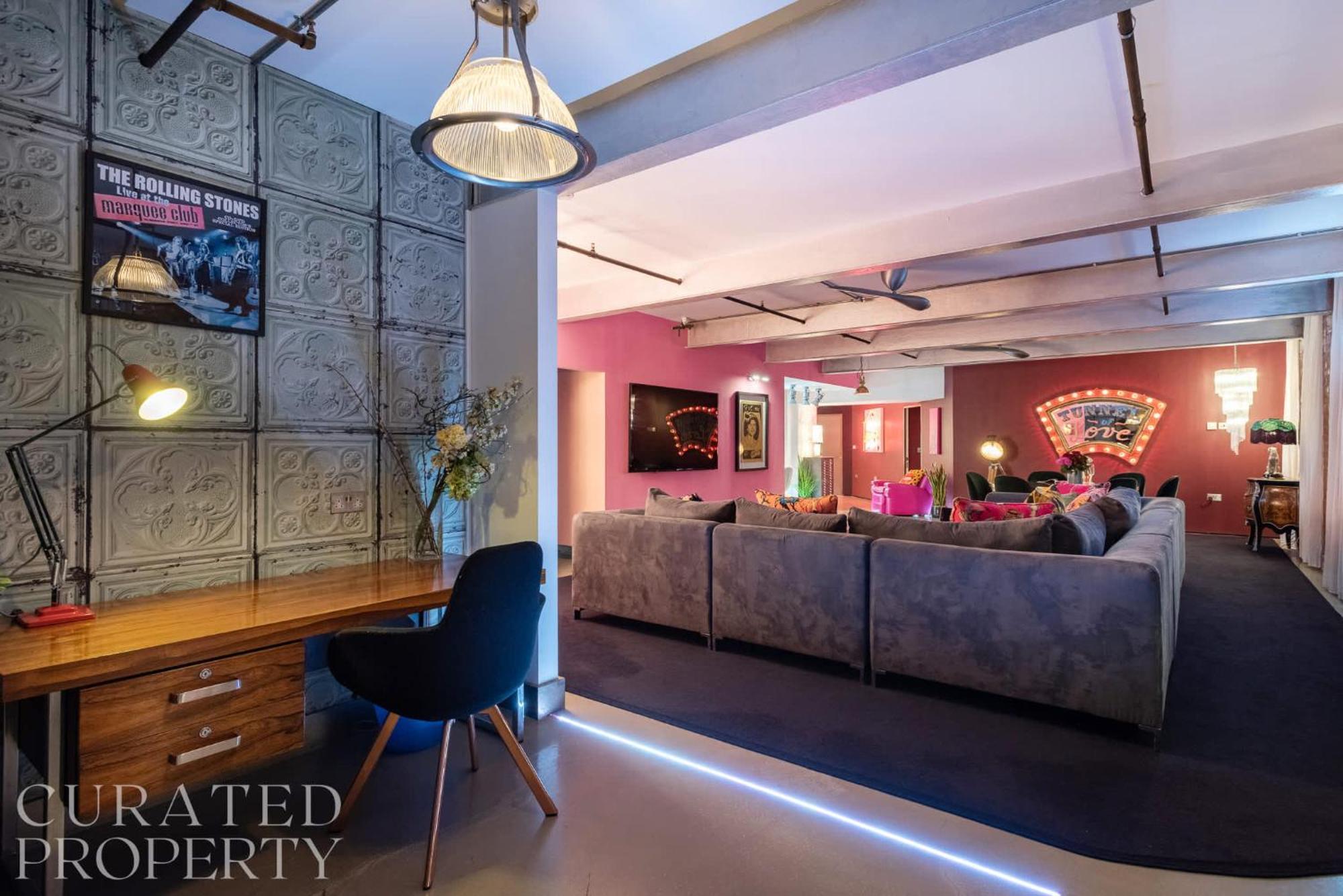 לונדון Amazingly Luxurious Loft Apartment, Soho - 3 Bedrooms, 2 Bath & Office מראה חיצוני תמונה